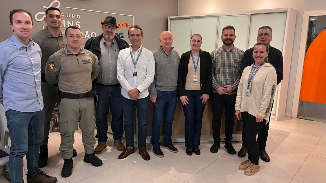 Presidente do Sindilojas Costa Doce participa de reunião sobre segurança do comércio com Grupo Lins Ferrão