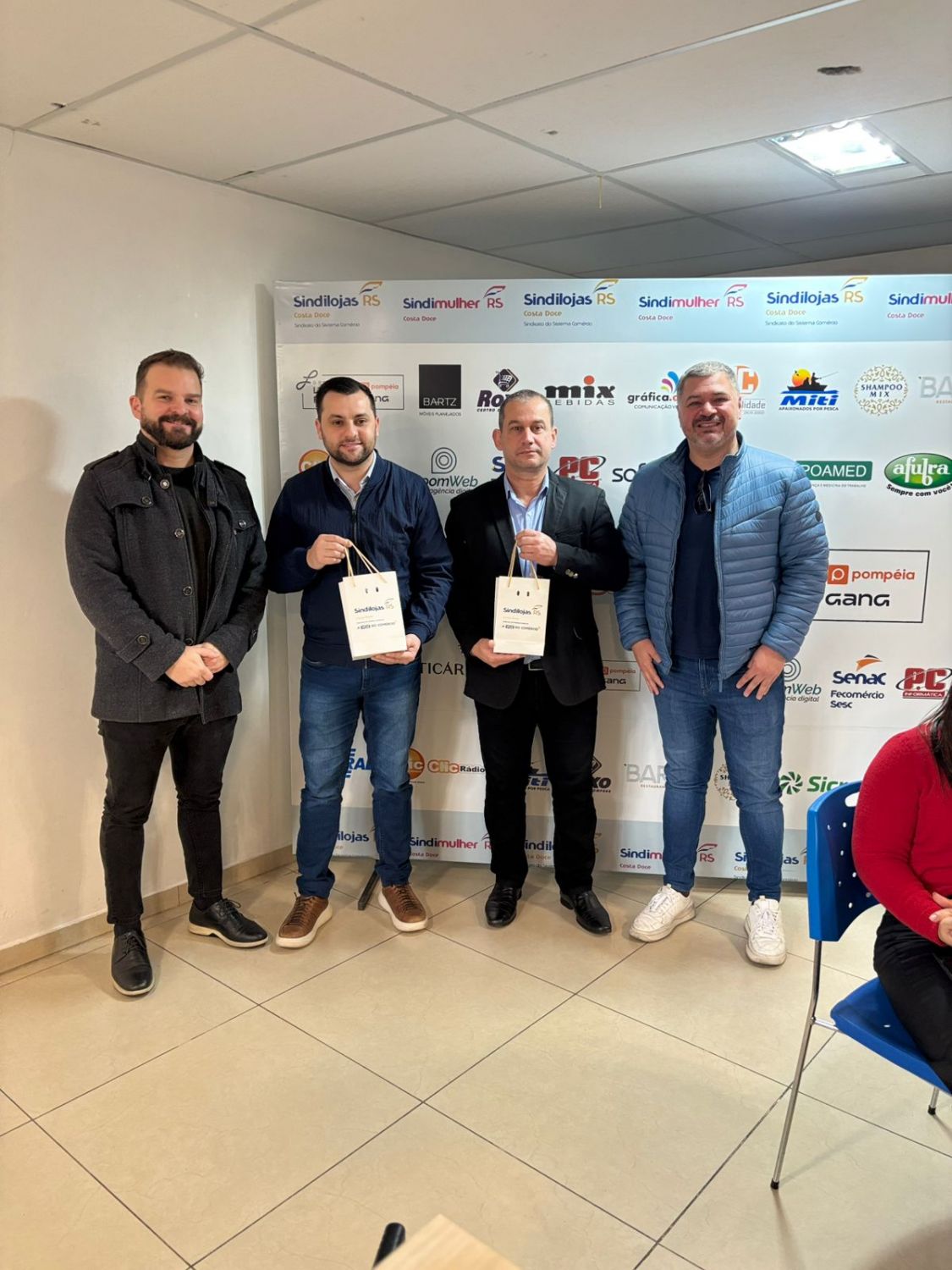 Café com Bate-Papo debate primeiro semestre de gestão municipal e perspectivas futuras