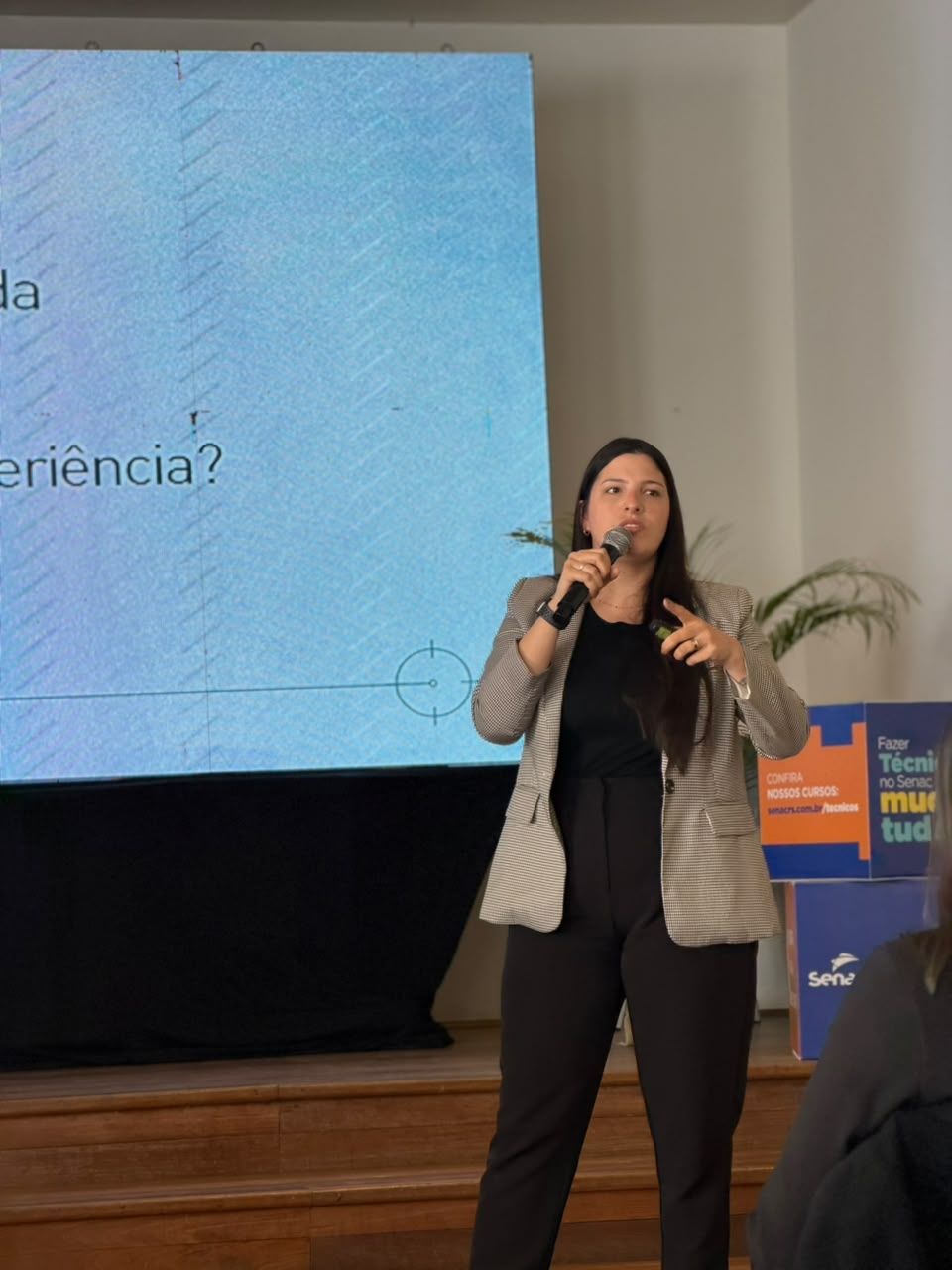Palestra destaca inovação e novas estratégias para o futuro do varejo