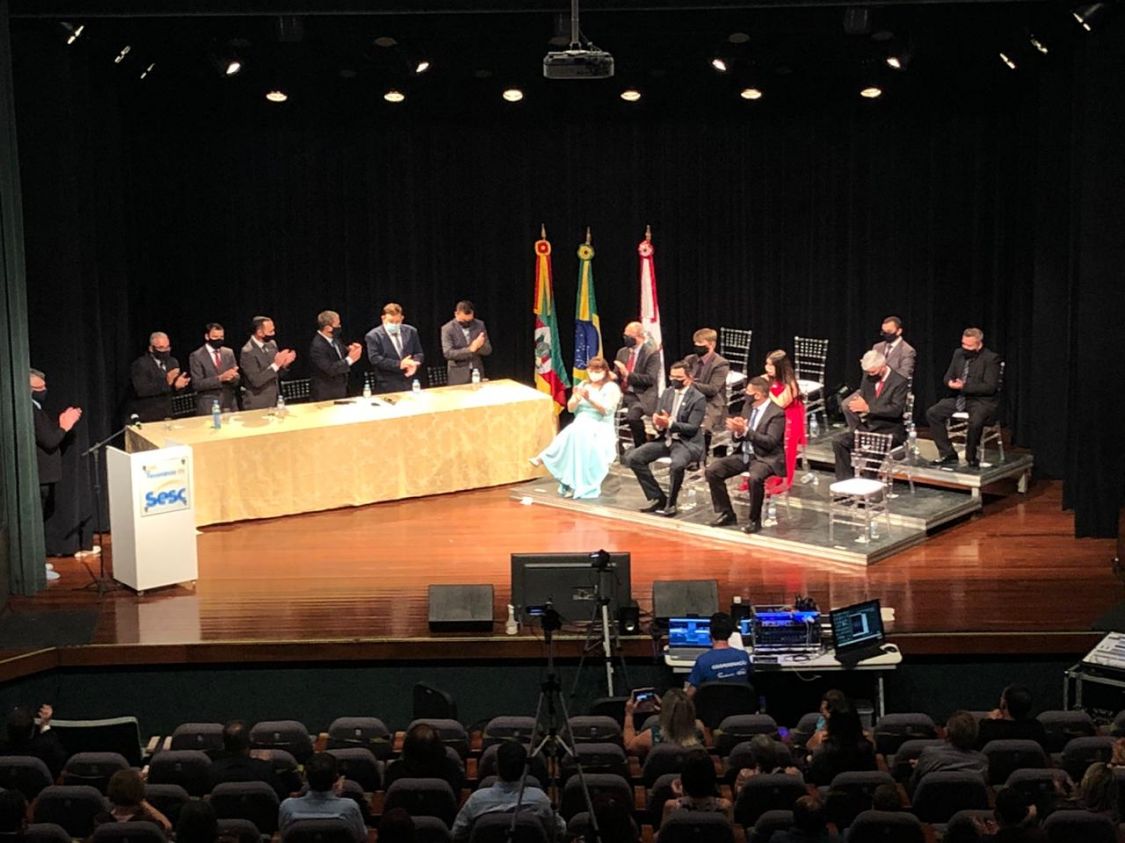 LEGISLATURA MUNICIPAL 2021/2024 -Fecomércio - RS presente na solenidade de posse